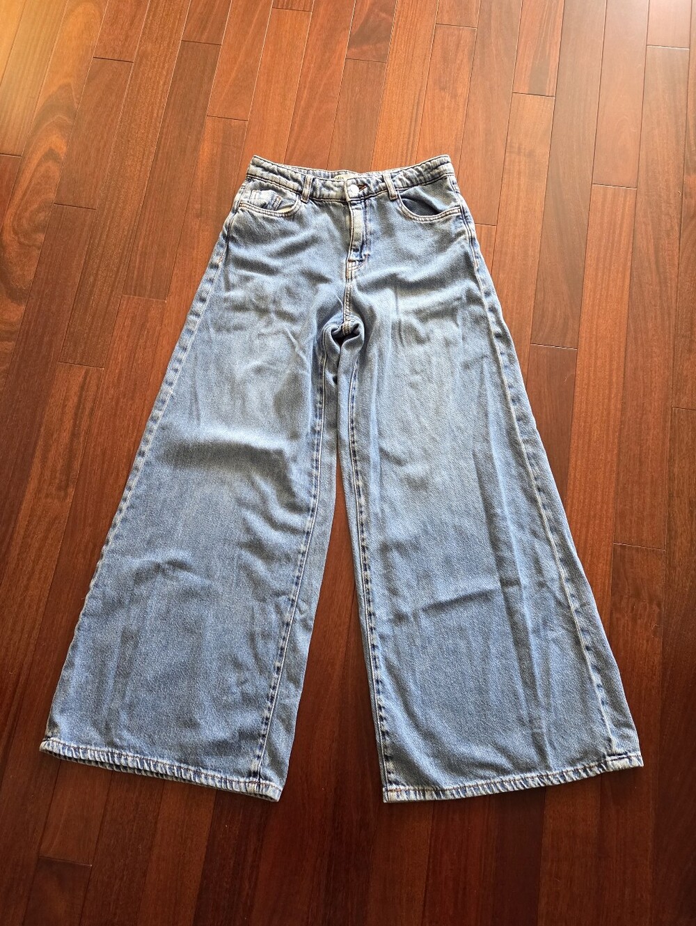 Zara High Rise Wide Leg Jeans 26 X 30 Size 4